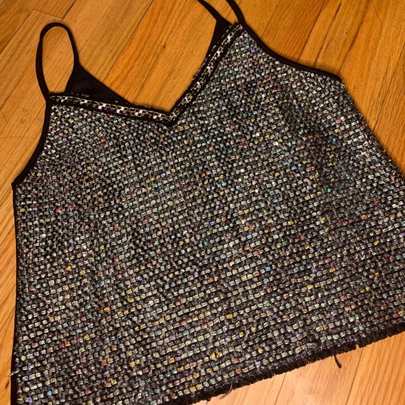 Contrast Sequin Tank. - Picture 3 of 6